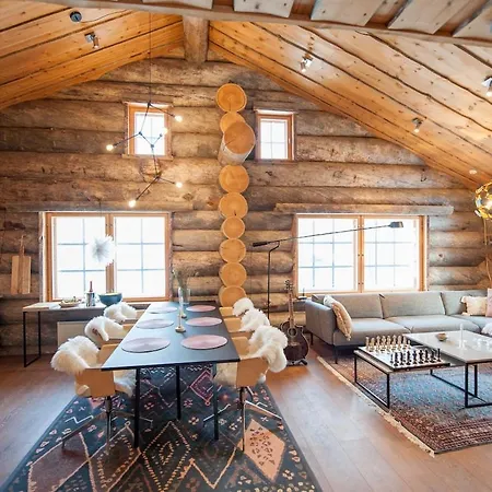 Huvilat Superior Log Cabin, Hut And Sauna By The