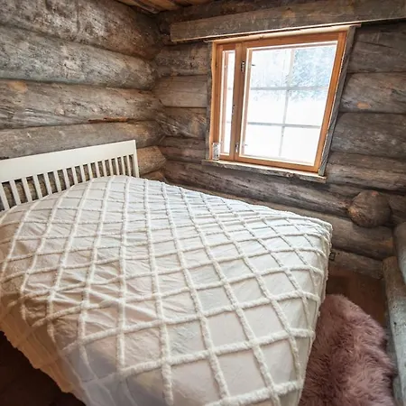 Superior Log Cabin, Hut And Sauna By The *
